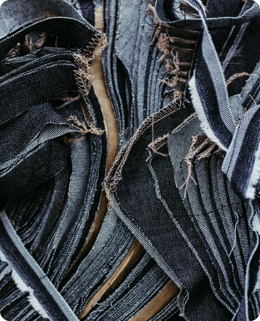 Streetwear garments made from recycled-yarn fleece